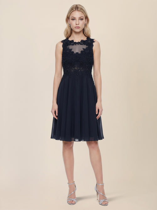 Brautkleid mit floraler Spitze und Chiffon | nachtblau image 1