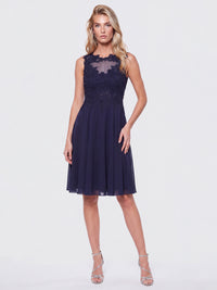 Kleid mit floraler Spitze und Chiffon | nachtblau