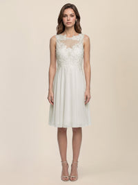 Brautkleid mit floraler Spitze und Chiffon | creme