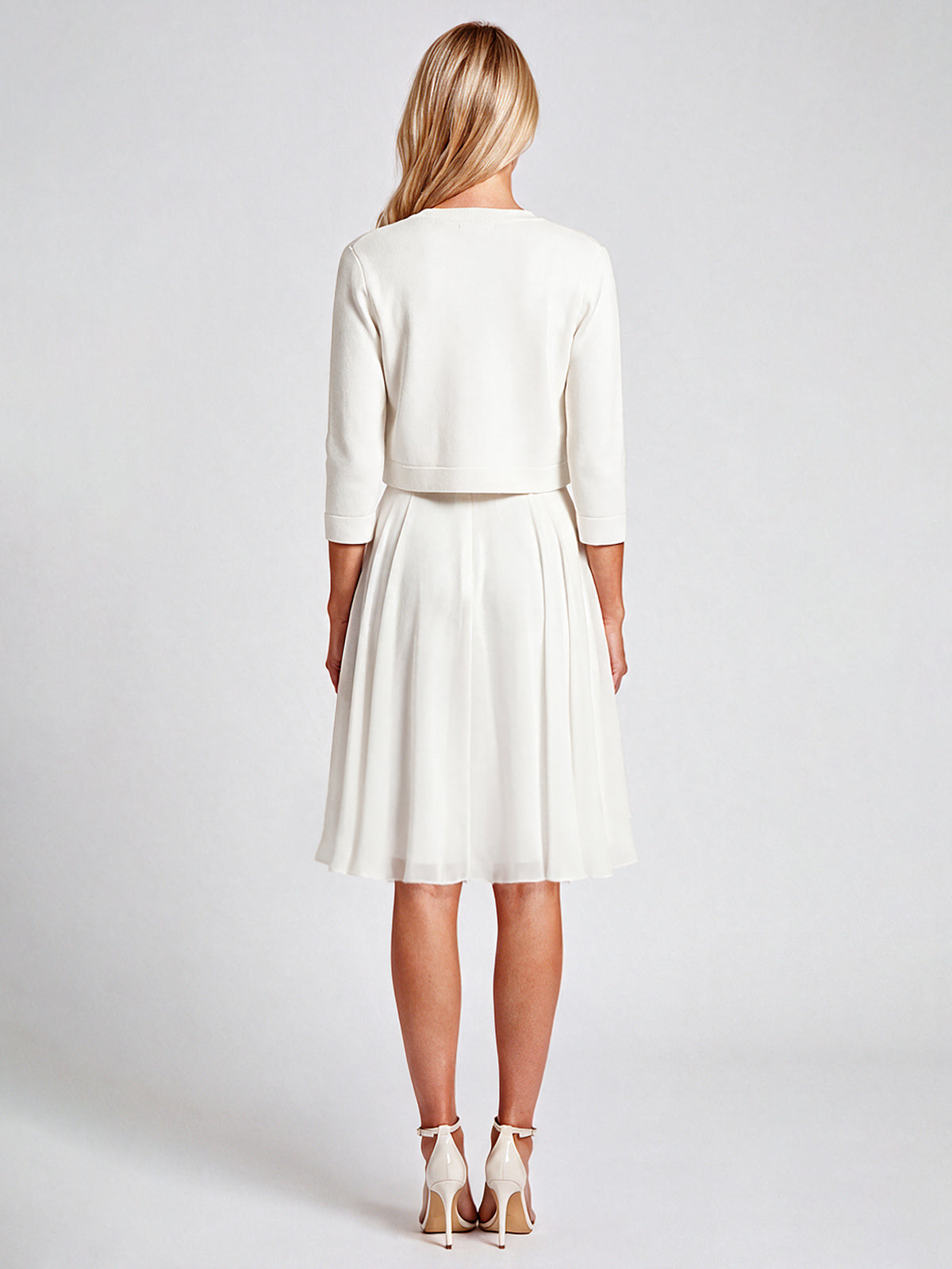 Brautkleid mit floraler Spitze und Chiffon | creme