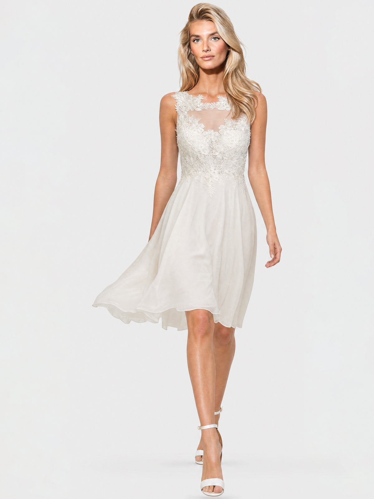 Brautkleid mit floraler Spitze und Chiffon | creme