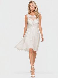 Brautkleid mit floraler Spitze und Chiffon | creme