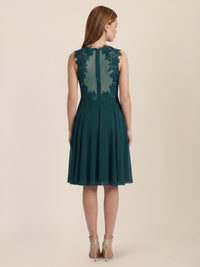 Brautkleid mit floraler Spitze und Chiffon | emerald