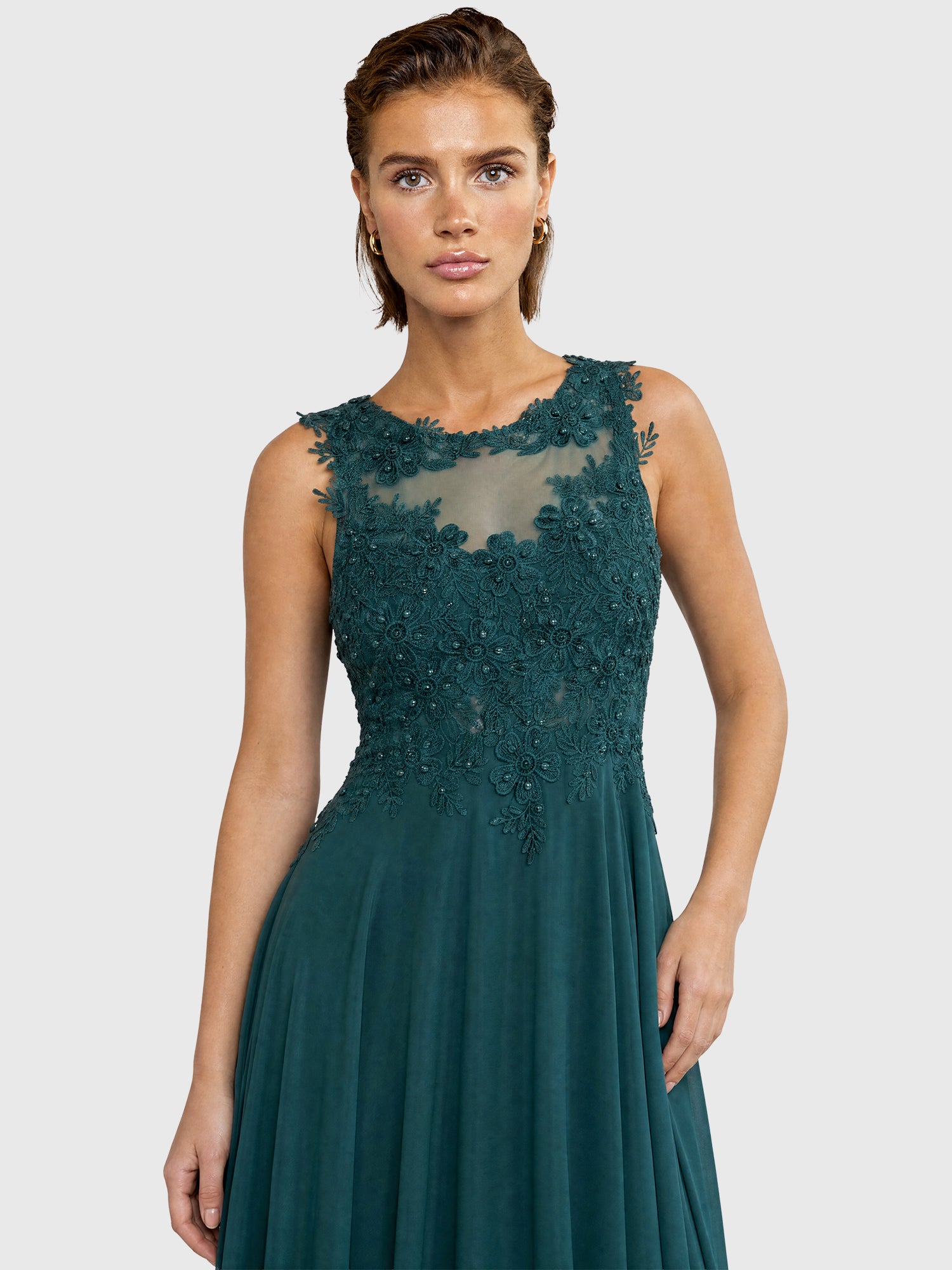 Kleid mit floraler Spitze und Chiffon | emerald