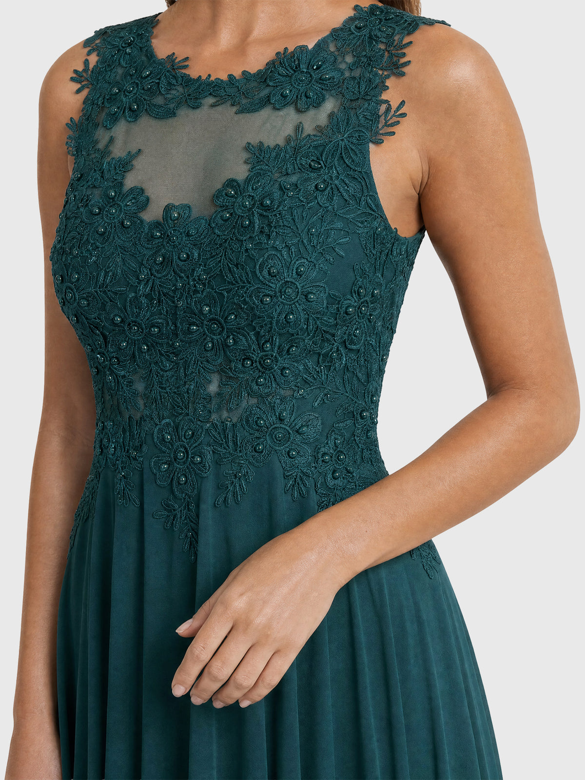 Kleid mit floraler Spitze und Chiffon | emerald