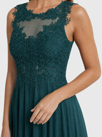 Kleid mit floraler Spitze und Chiffon | emerald