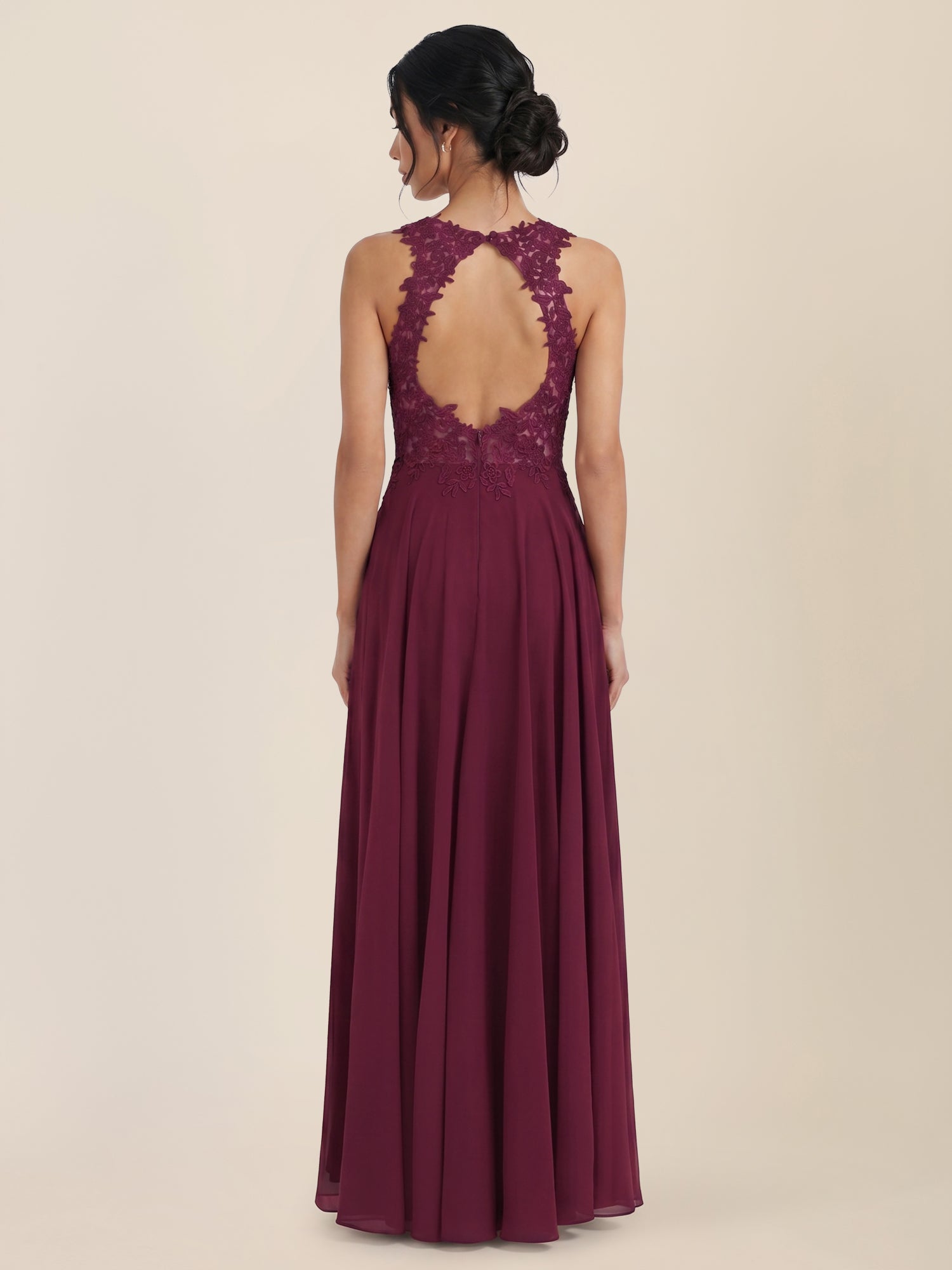 Brautkleid mit floraler Spitze und Chiffon | merlot