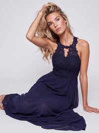 Kleid mit floraler Spitze und Chiffon | nachtblau