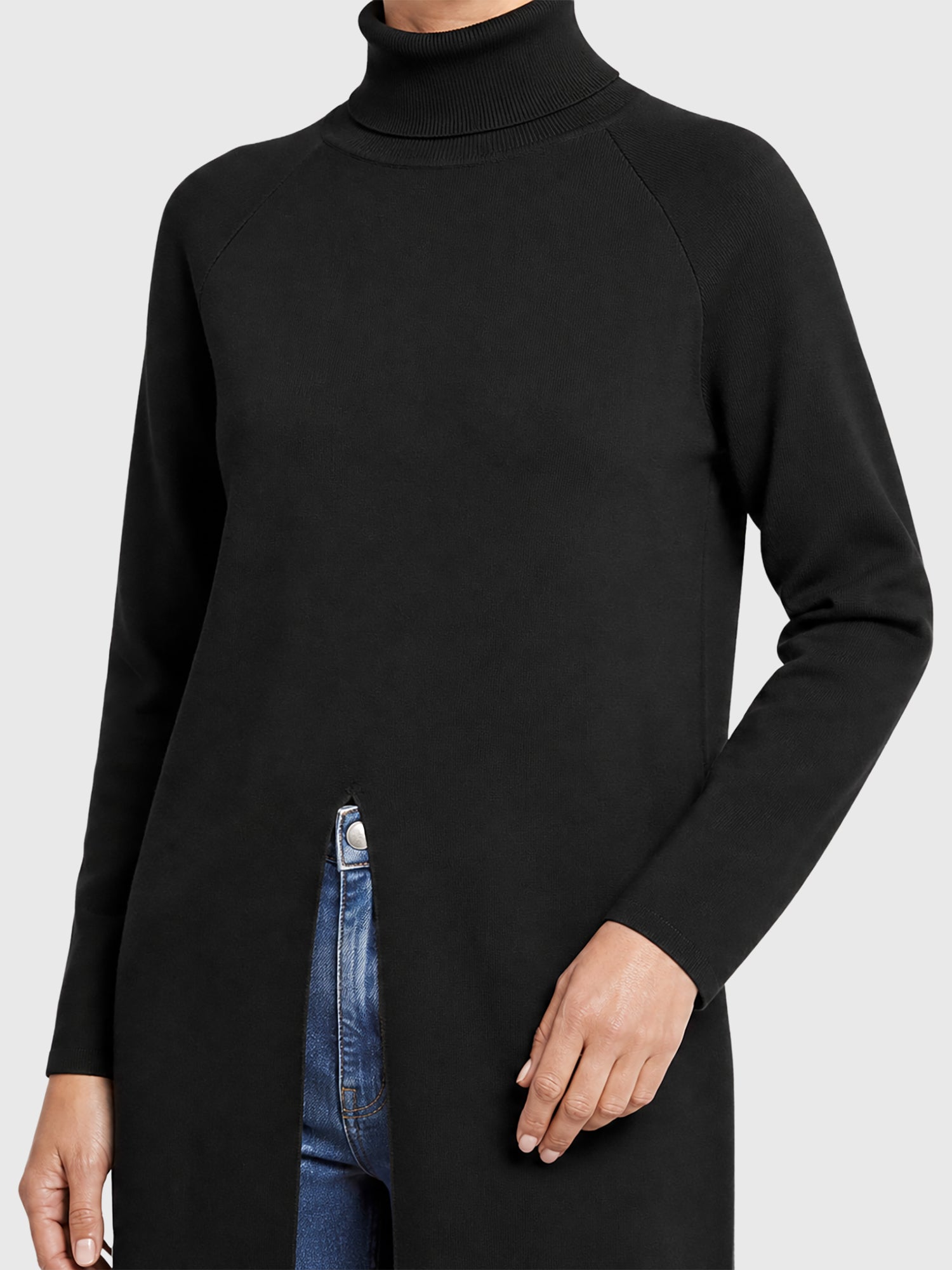 Langer Strickpullover mit langem Schlitz und Kaschmiranteil | schwarz