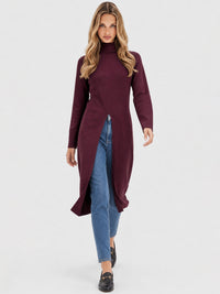 Langer Strickpullover mit langem Schlitz und Kaschmiranteil | weinrot