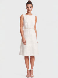APART Bouclékleid mit Perlenborte | creme