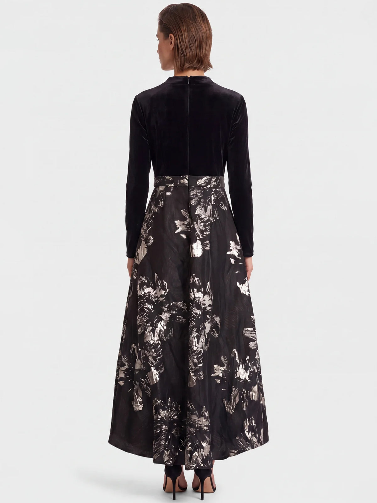 APART Abendkleid aus Samt und Jacquard | schwarz-gold