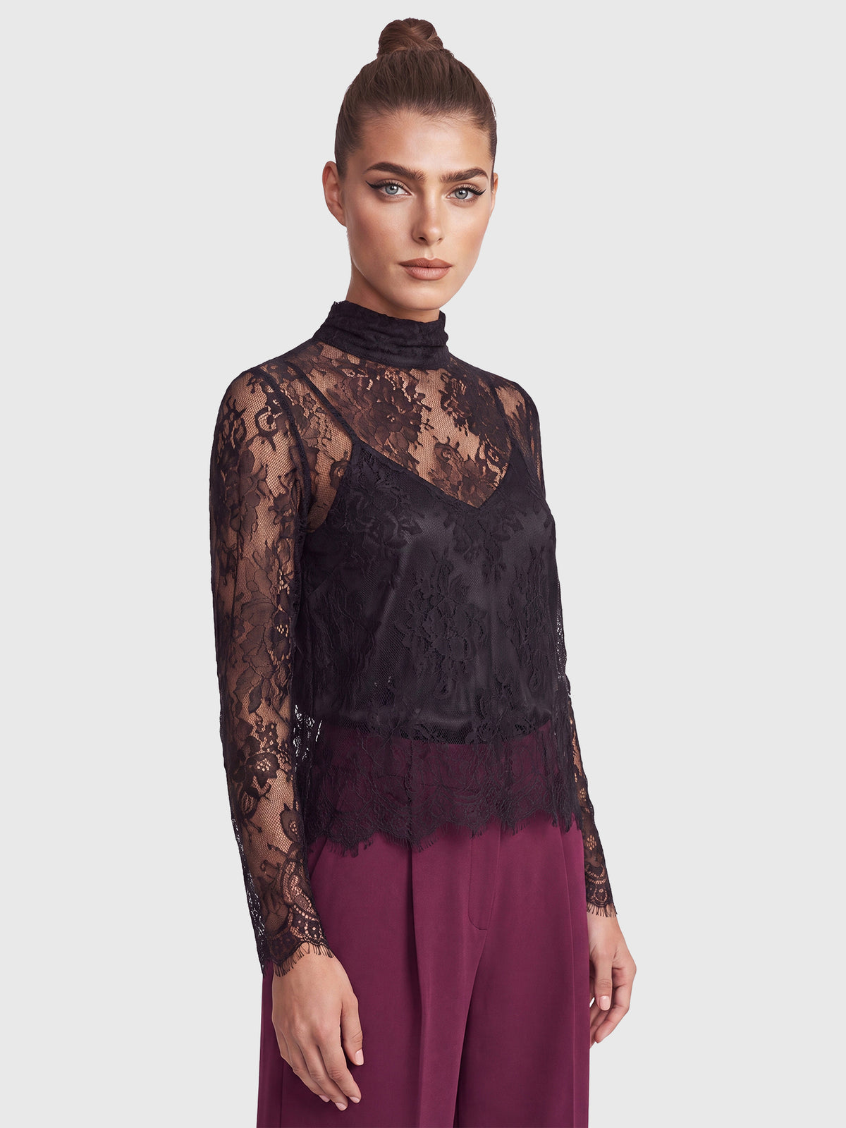 Spitzenshirt mit Satintop | schwarz