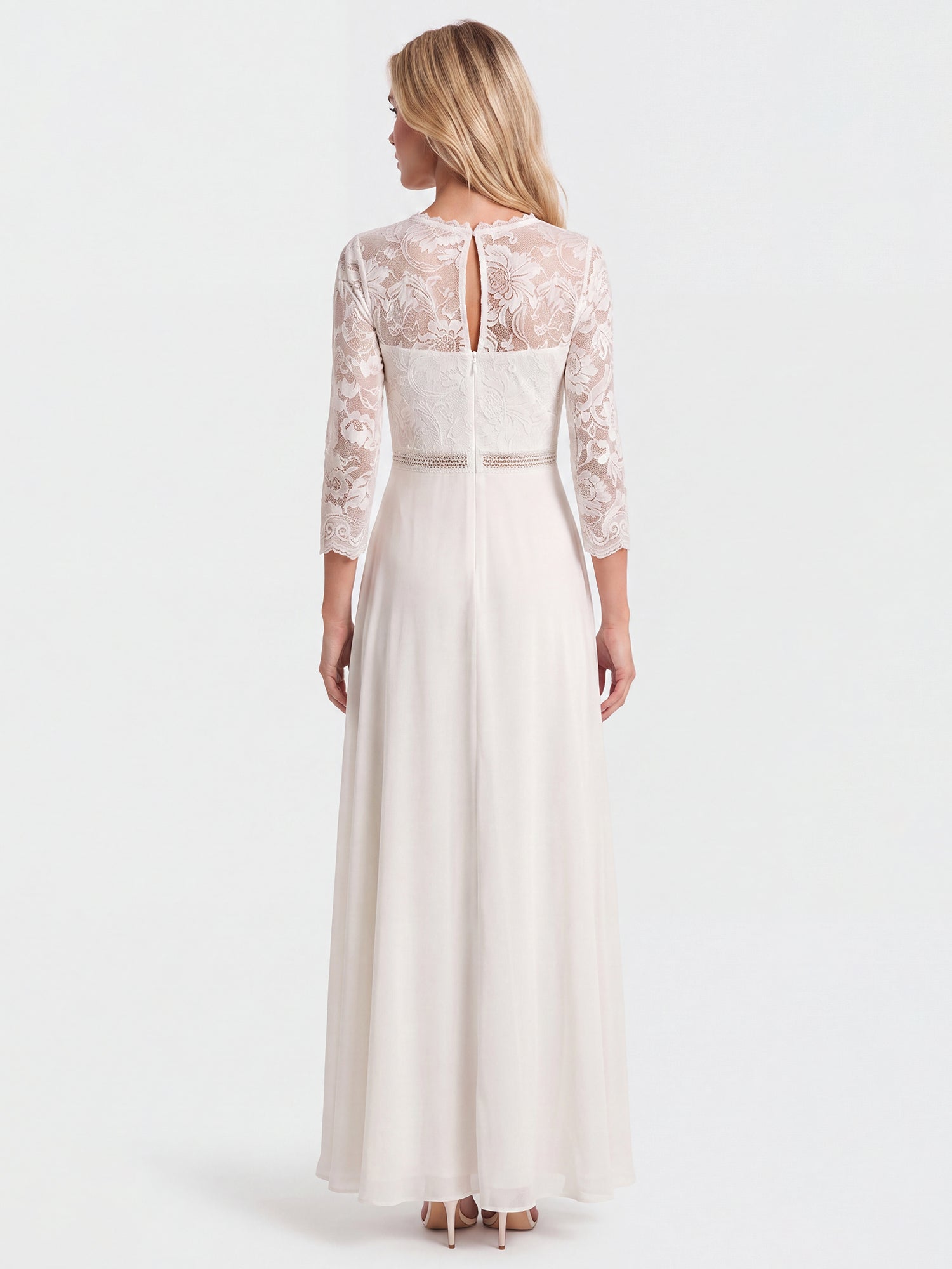 Abendkleid aus Spitze und Chiffon | cream