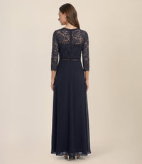 Abendkleid aus Spitze und Chiffon | nachtblau