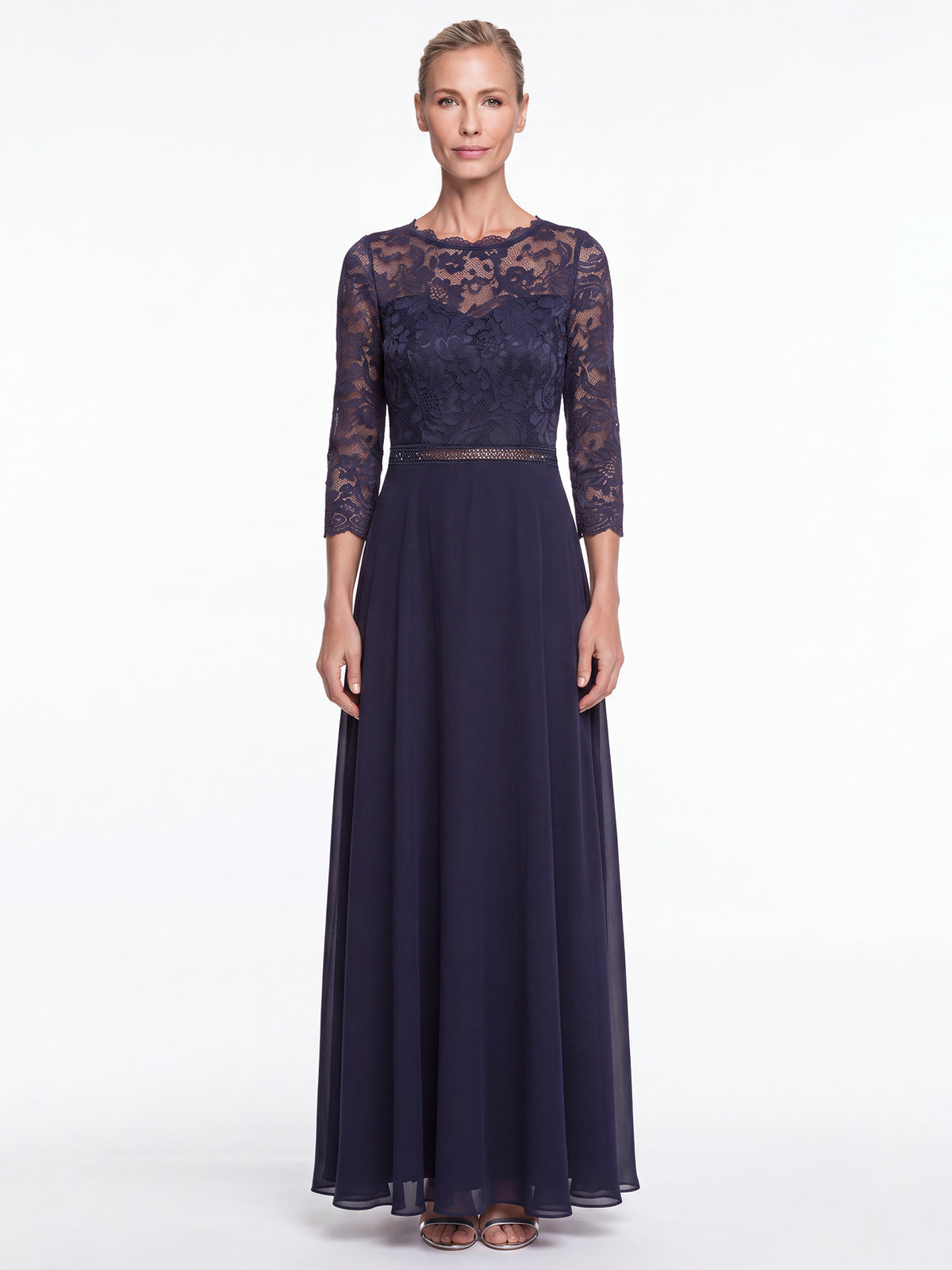 Abendkleid aus Spitze und Chiffon | nachtblau