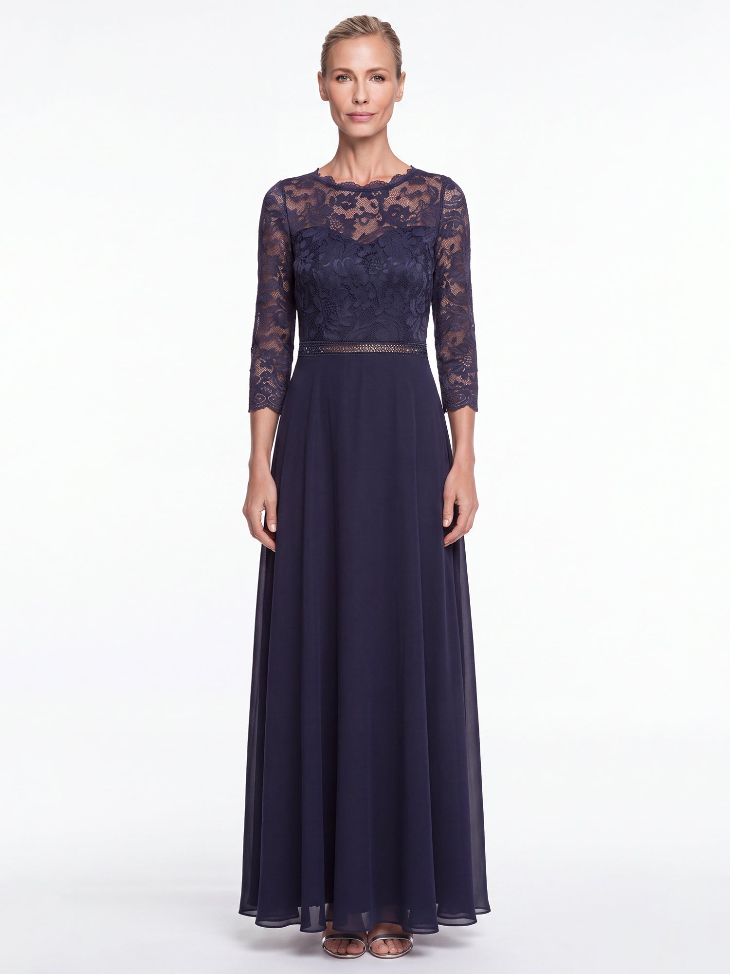 Abendkleid aus Spitze und Chiffon | nachtblau