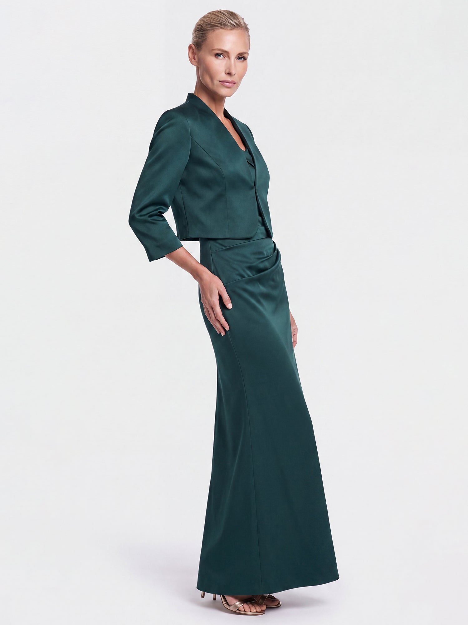 Kleiner Bolero aus elastischer Satinqualität | emerald