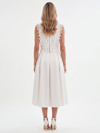 Weitschwingender Rock aus mattschimmerndem Satin | creme
