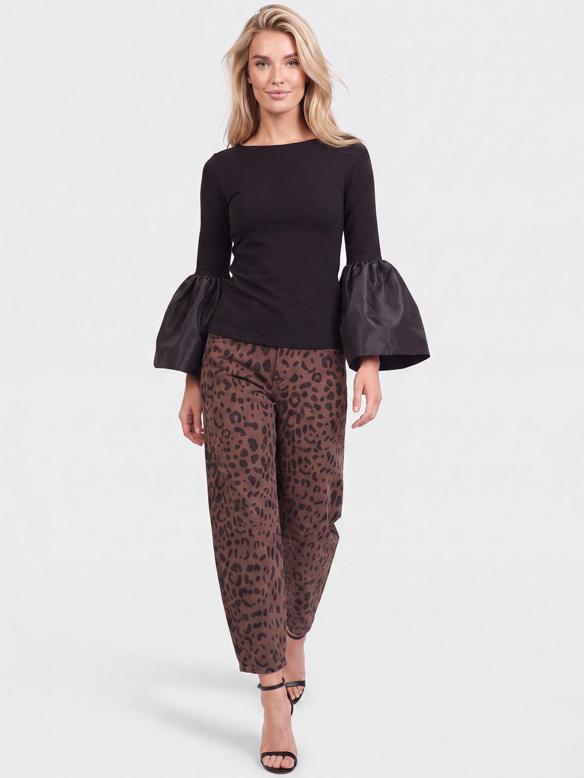 Shirt mit Taftvolants | schwarz