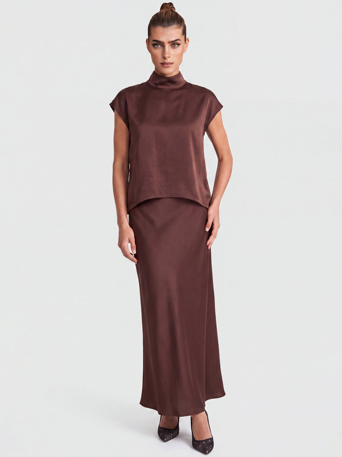 Satinbluse mit Stehkragen | braun