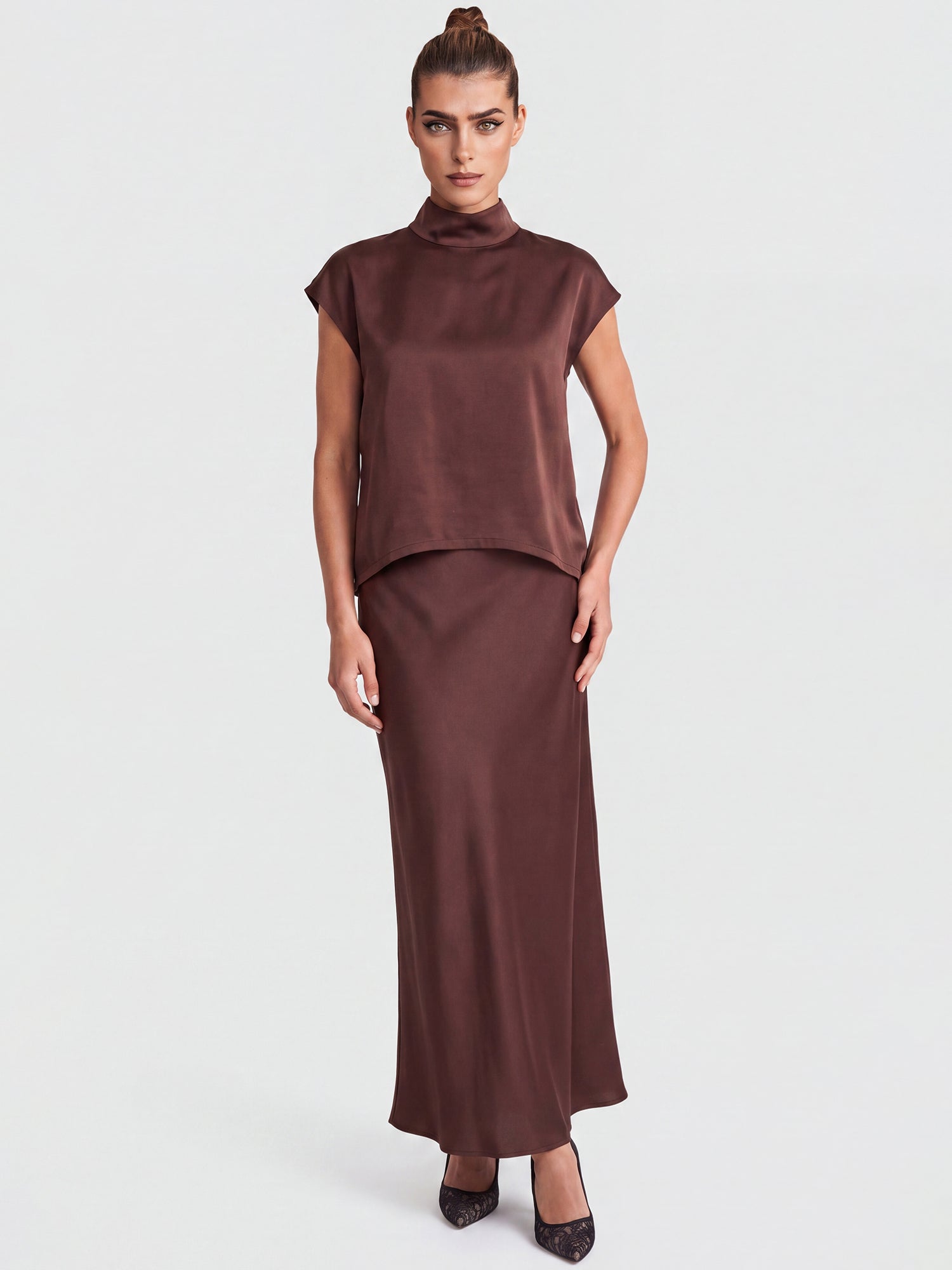 Satinbluse mit Stehkragen | braun