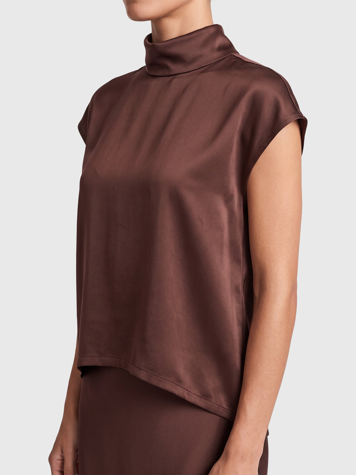Satinbluse mit Stehkragen | braun