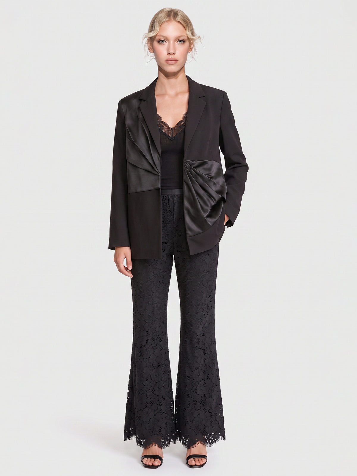 Spitzenhose mit Bootcut | schwarz
