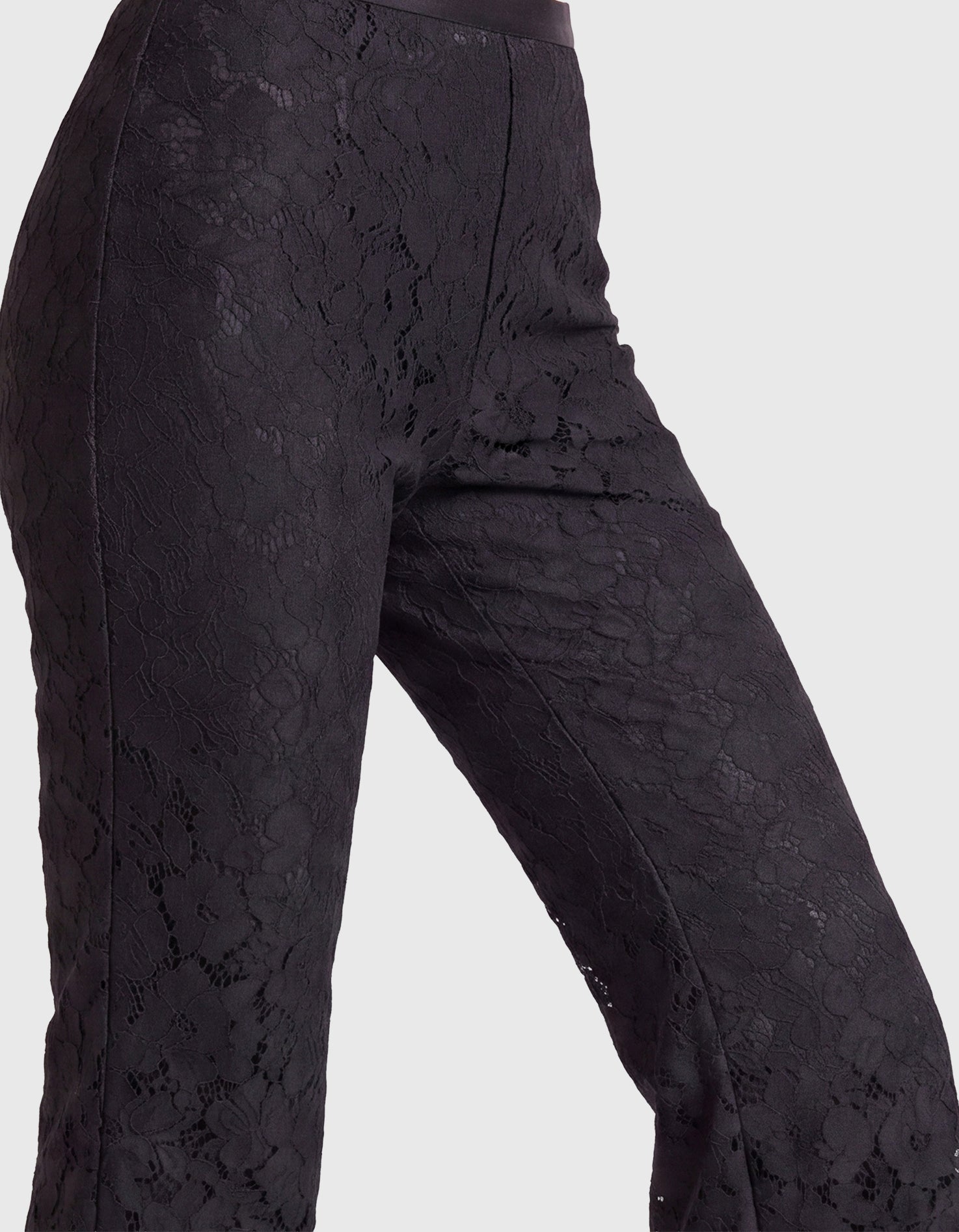 Spitzenhose mit Bootcut | schwarz