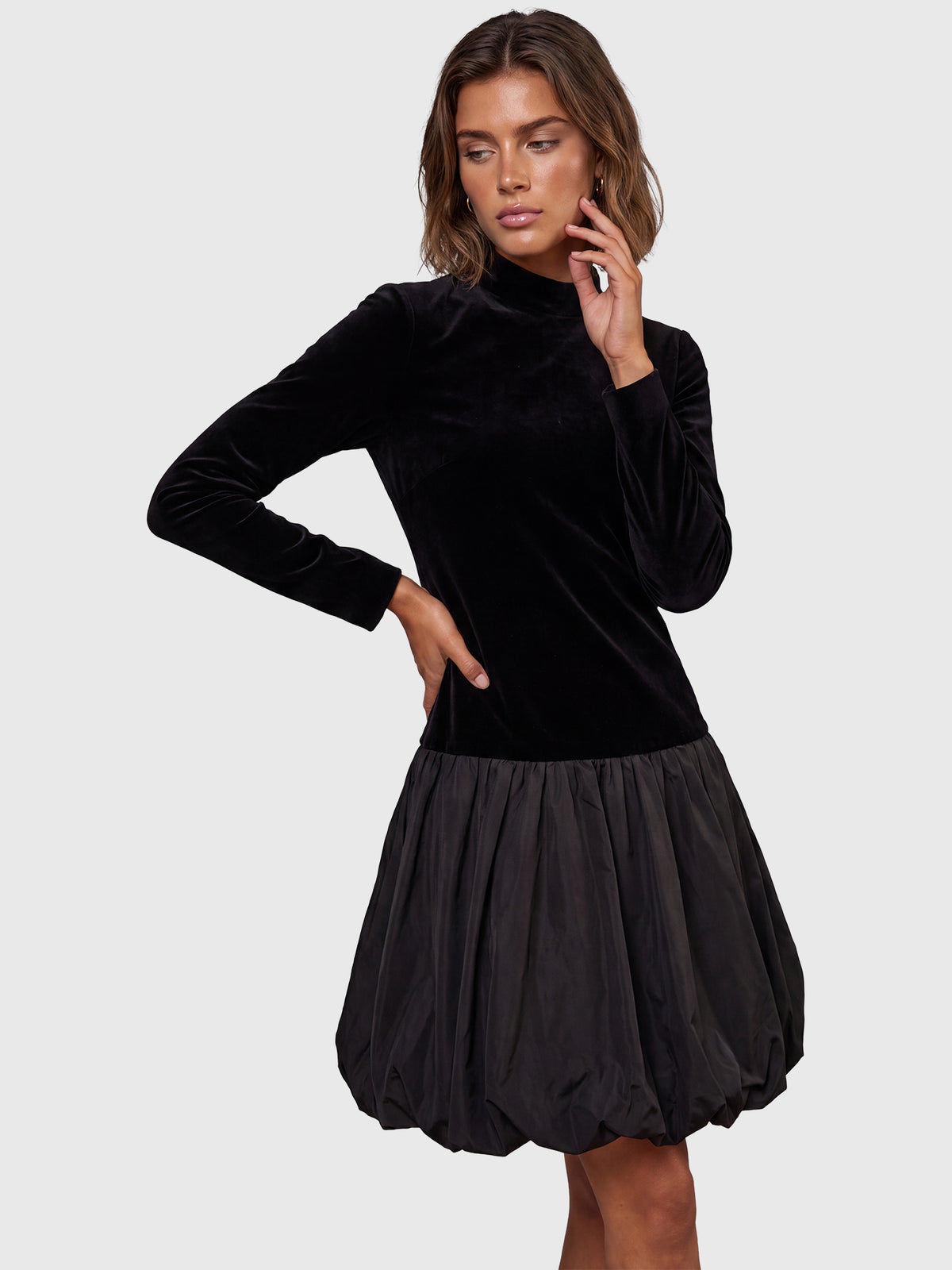 APART Samtkleid mit Ballonrock aus Taft | schwarz
