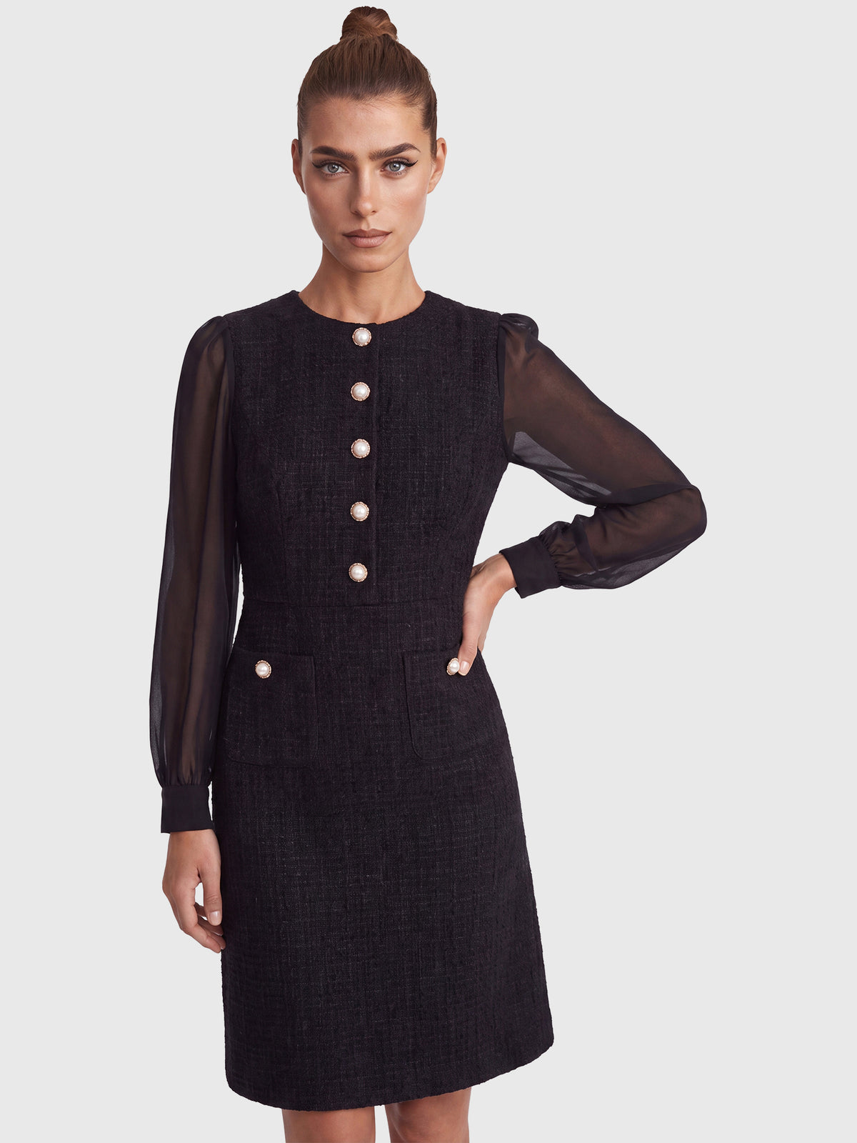 APART Bouclékleid mit Chiffonärmeln und Zierknopfleiste | schwarz