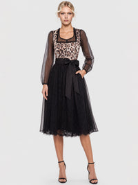 Dirndl aus Satin und Organza mit Spitzenschürze | schwarz-multicolor