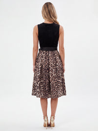 Dirndl aus Samt mit Tüllschürze | schwarz-multicolor