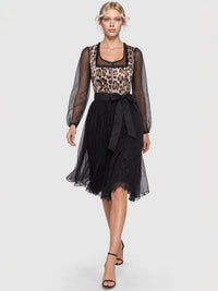Dirndl-Bluse aus Organza mit Puffärmeln | schwarz