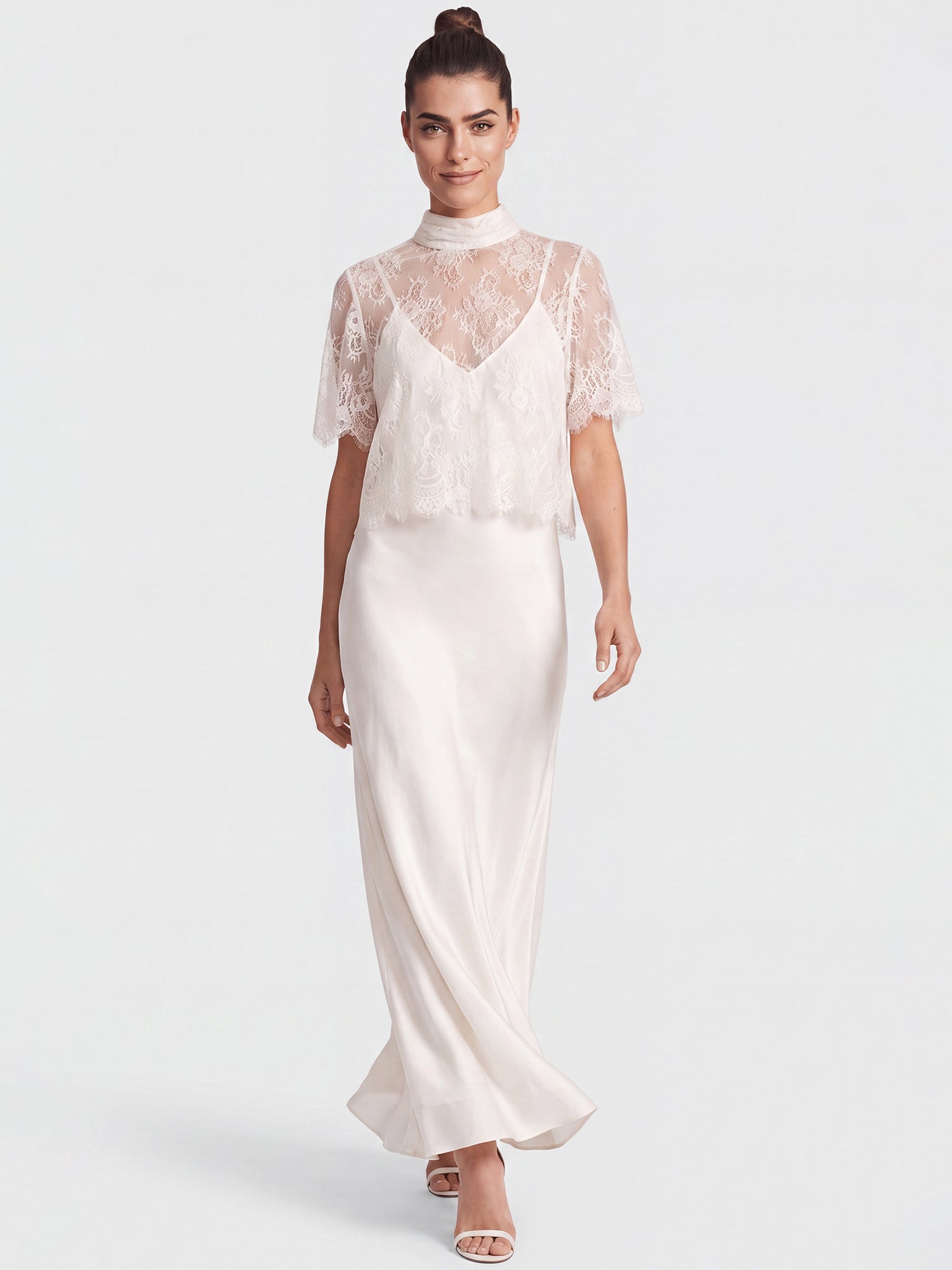 APART Langes Hochzeitskleid aus Satin mit Spitzenjäckchen | creme