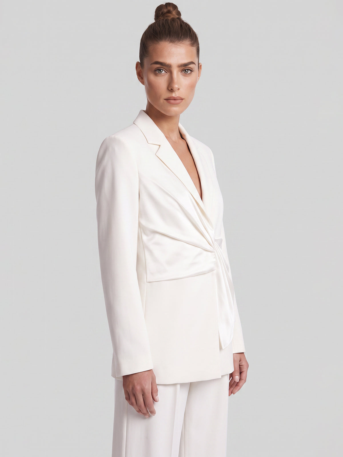 Blazer mit Satin-Drapierung | creme