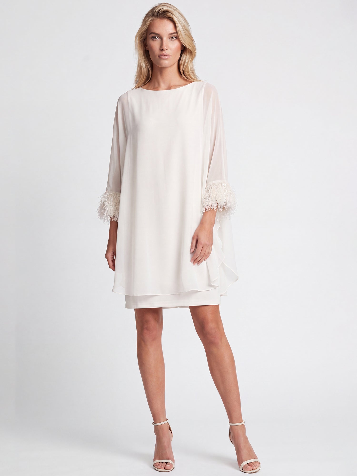 APART Jerseykleid mit asymmetrischem Chiffon-Cape und Fransen | creme