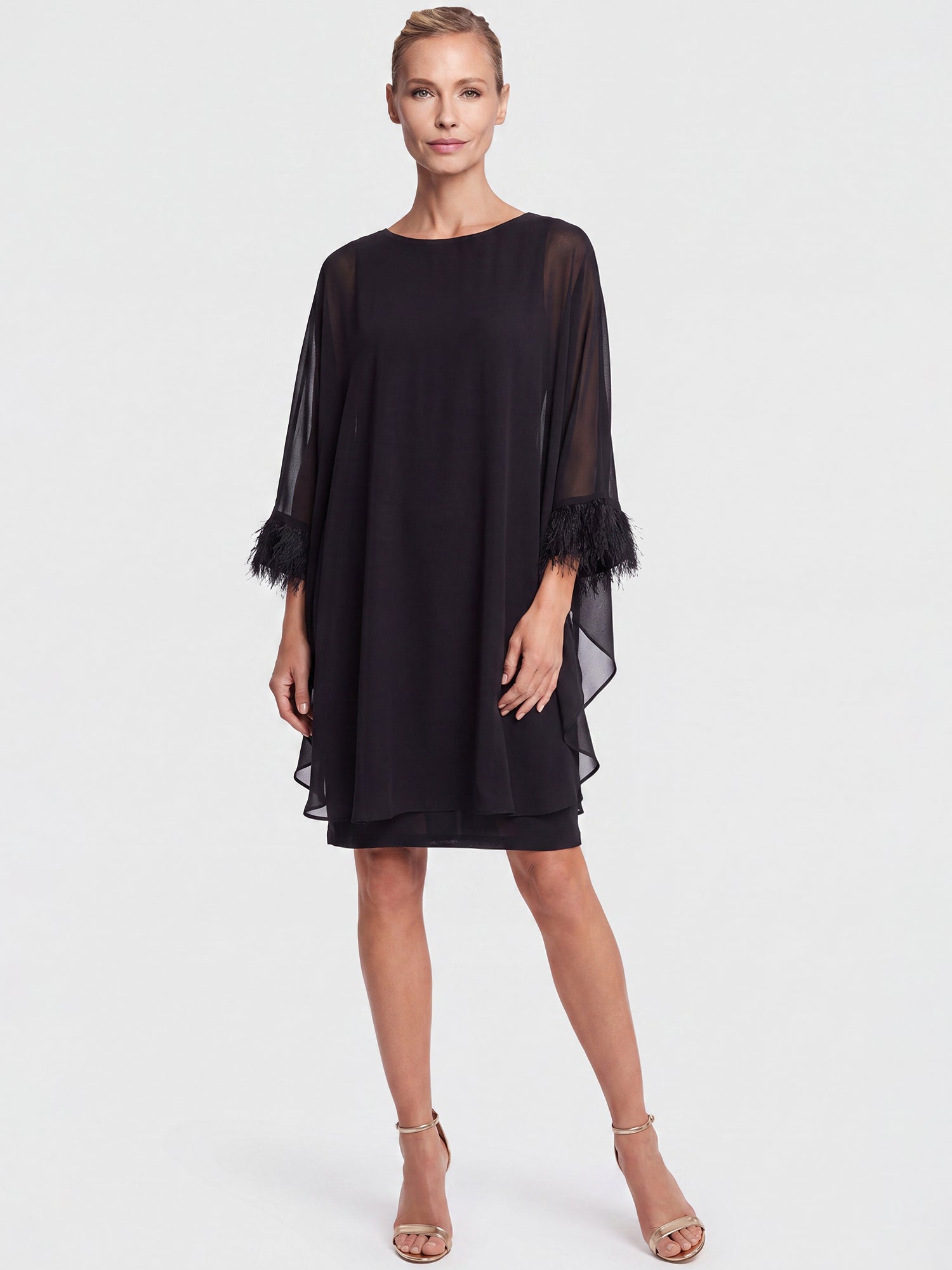APART Jerseykleid mit asymmetrischem Chiffon-Cape und Fransen | schwarz