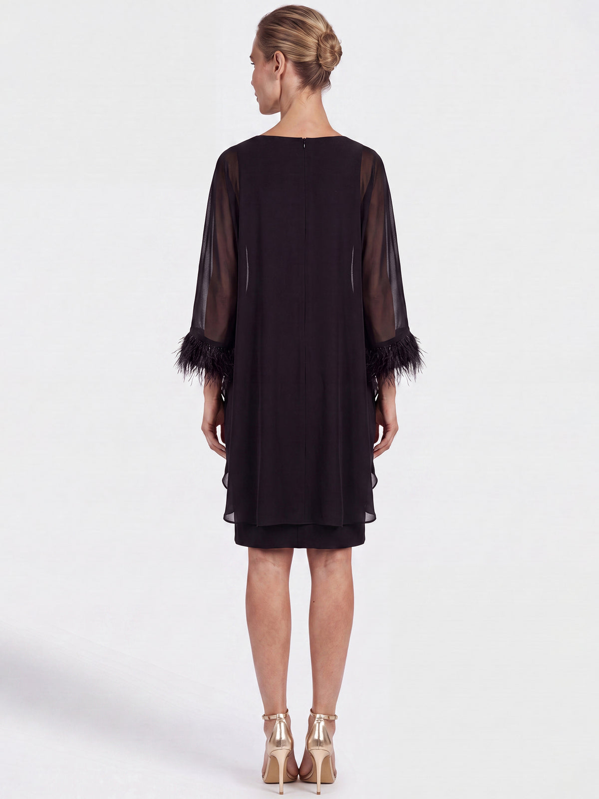 APART Jerseykleid mit asymmetrischem Chiffon-Cape und Fransen | schwarz