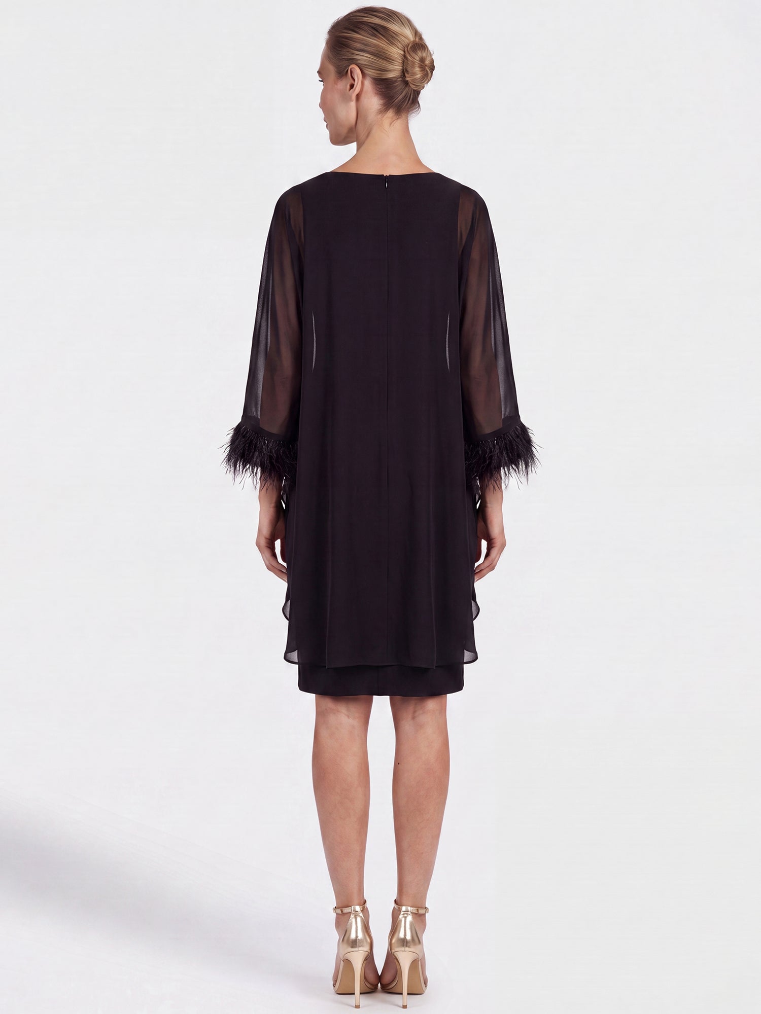 APART Jerseykleid mit asymmetrischem Chiffon-Cape und Fransen | schwarz
