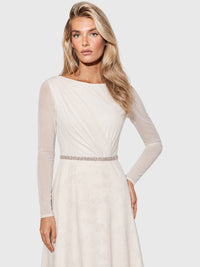 APART Langes Hochzeitskleid aus Mesh und Jacquard | creme