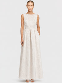APART Langes Jacquardkleid mit Blütendessin | creme
