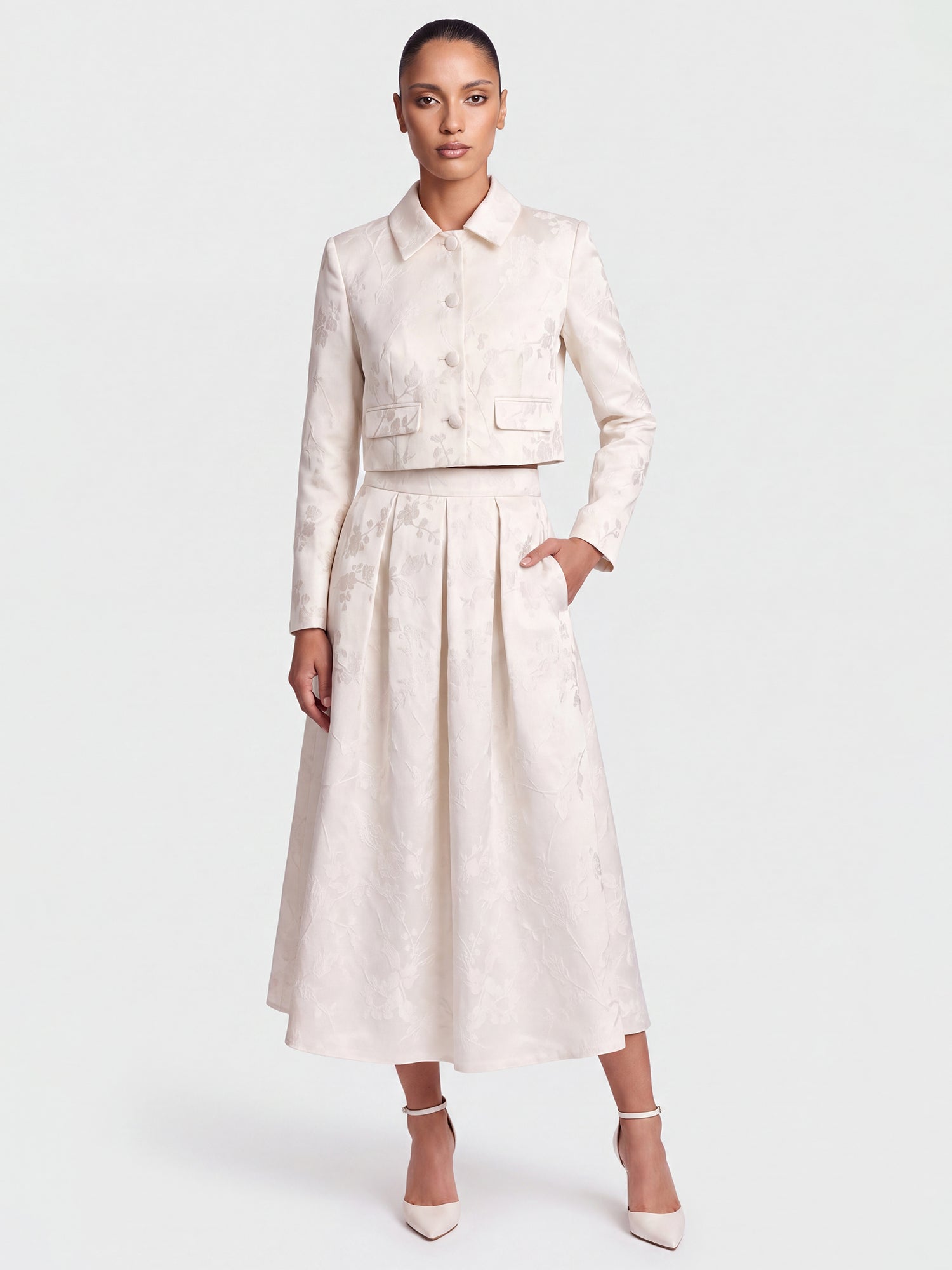 Jacquard-Bolero im leicht sportlichen Stil | creme