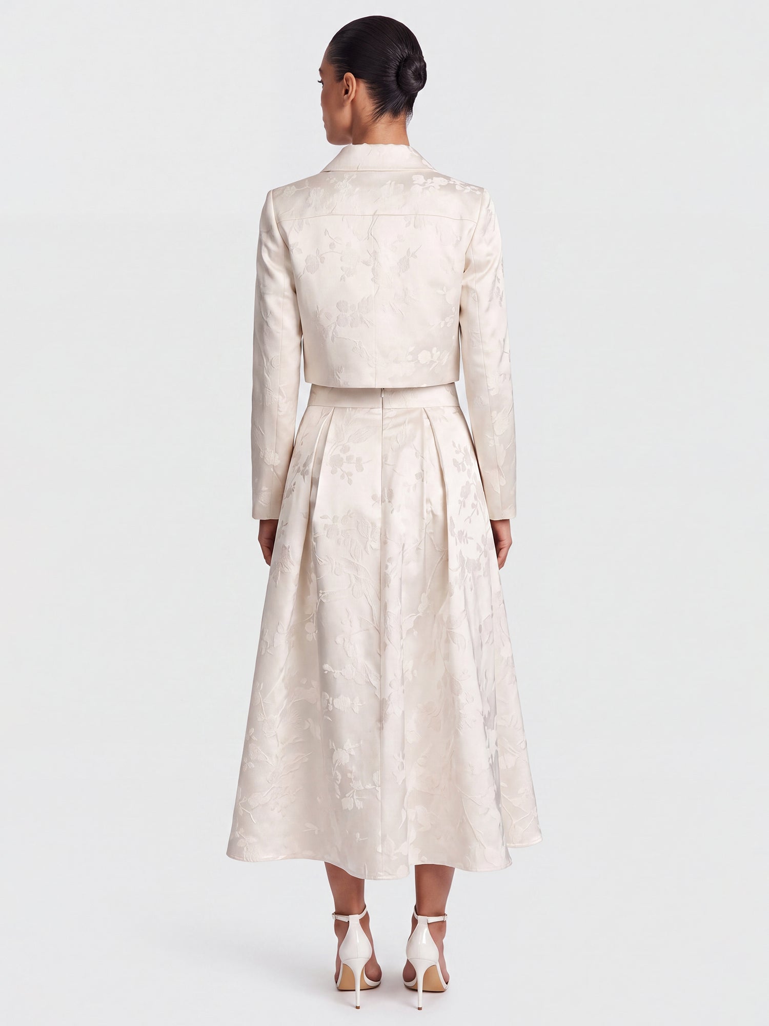Jacquard-Bolero im leicht sportlichen Stil | creme