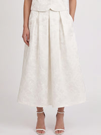 Weitschwingender Rock aus Jacquard mit Blütendessin | creme