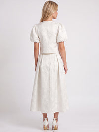 Weitschwingender Rock aus Jacquard mit Blütendessin | creme