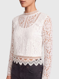 Spitzenshirt mit dekorativen Spitzenbändern | creme