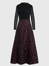Langes Abendkleid aus Samt und Jacquard | schwarz-weinrot
