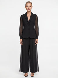 Taillierter Blazer mit Chiffonärmeln | schwarz