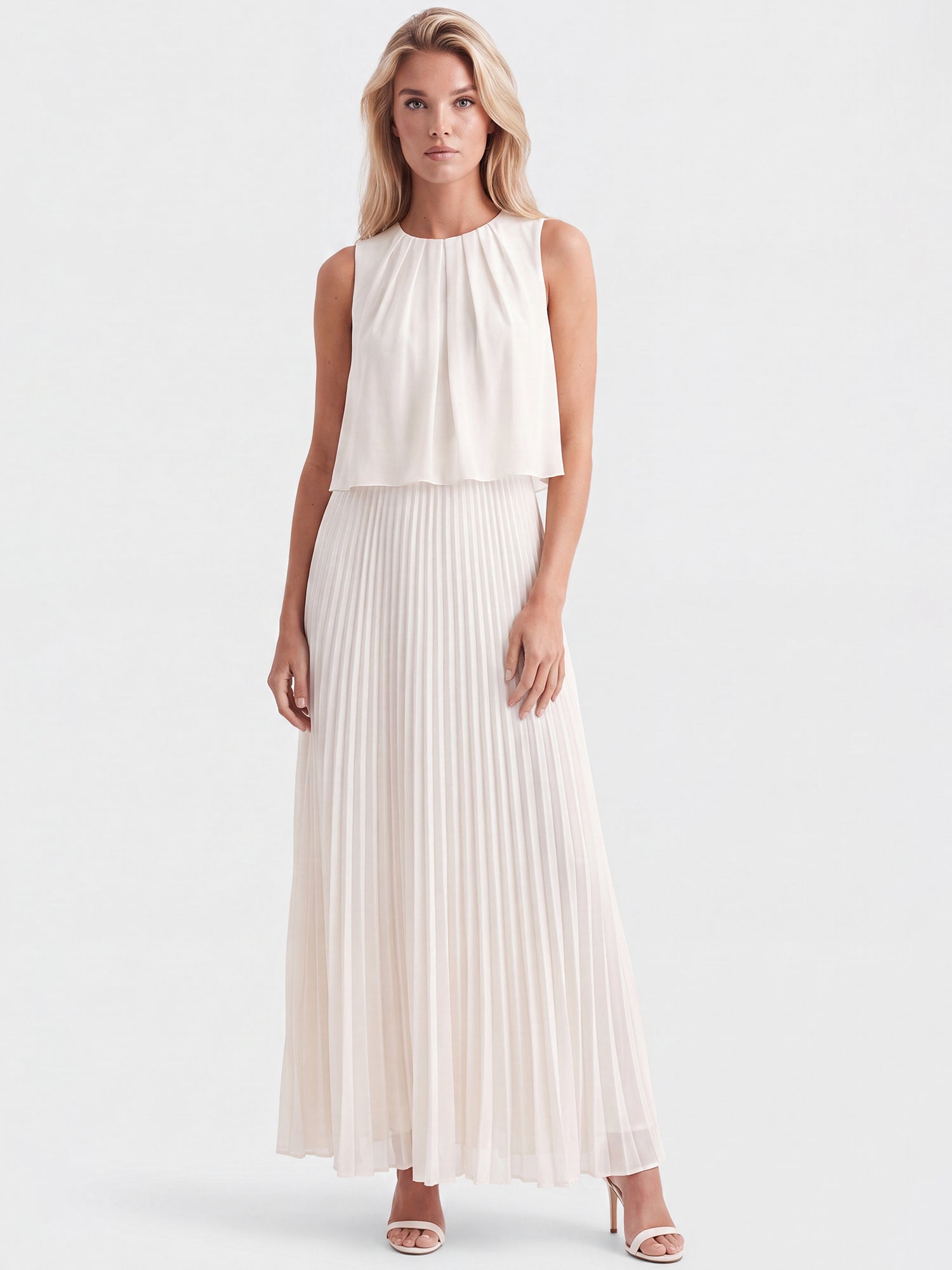 APART Ärmelloses Chiffonkleid mit Plisseerock | creme